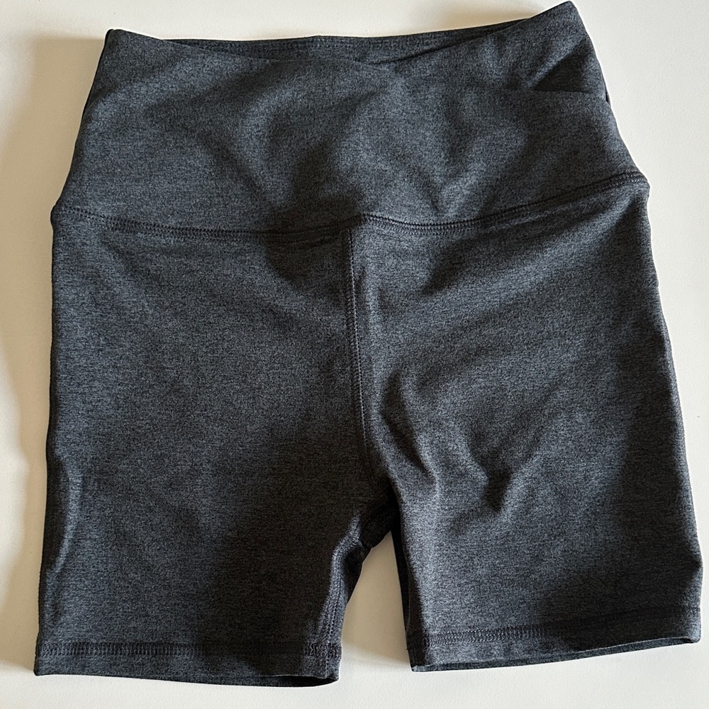 SHORE Charcoal Gray Women's Bike Shorts, NWT, Small
